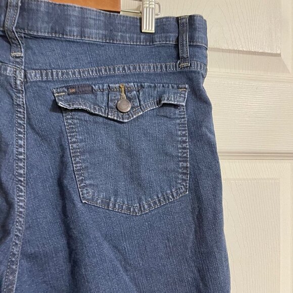 Lee Womens Dark Wash Cuffed Mid Rise Flap Button Pocket Stretch Jean Shorts 16 - Picture 4 of 7
